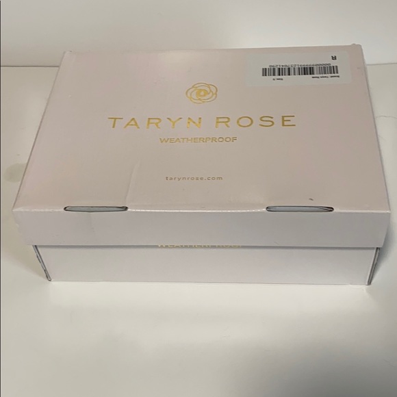 Taryn Rose Vivian Nappa Sandals - Picture 11 of 11